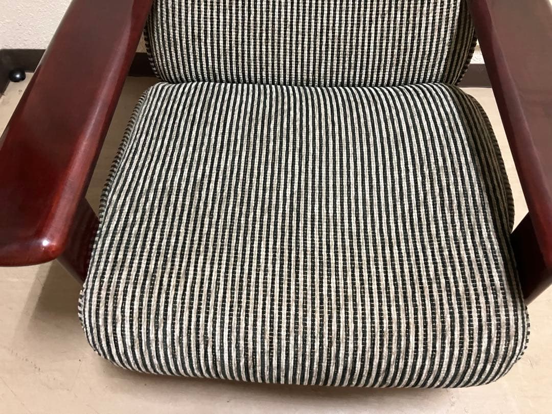 karimokuオールド カリモクファニチャー ストライプウッドアームシングル