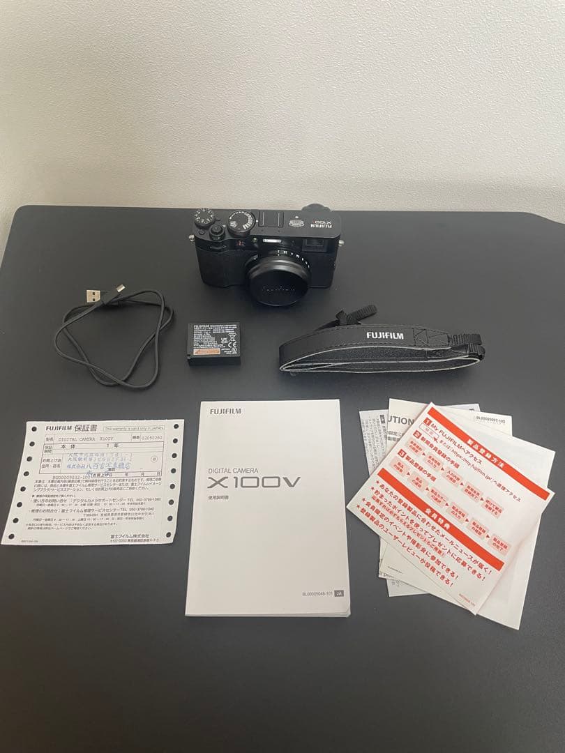 Fuji X100V コンパクトデジタルカメラ 富士フィルム
