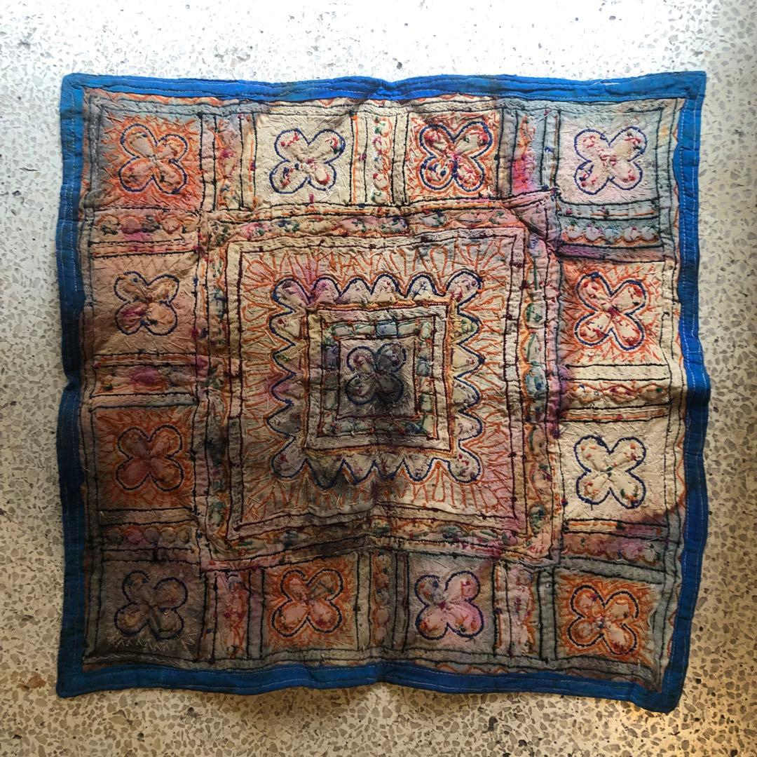 民族　古布　インド　バンジャーラ　ミラーワーク　刺繍布　50cm角