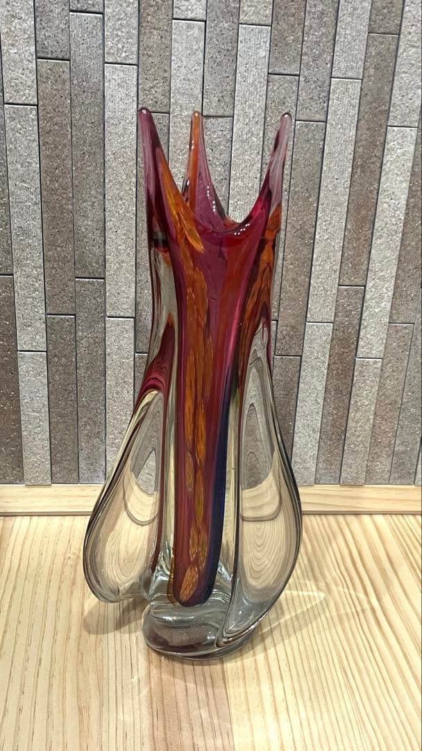 流線型　ガラス花瓶