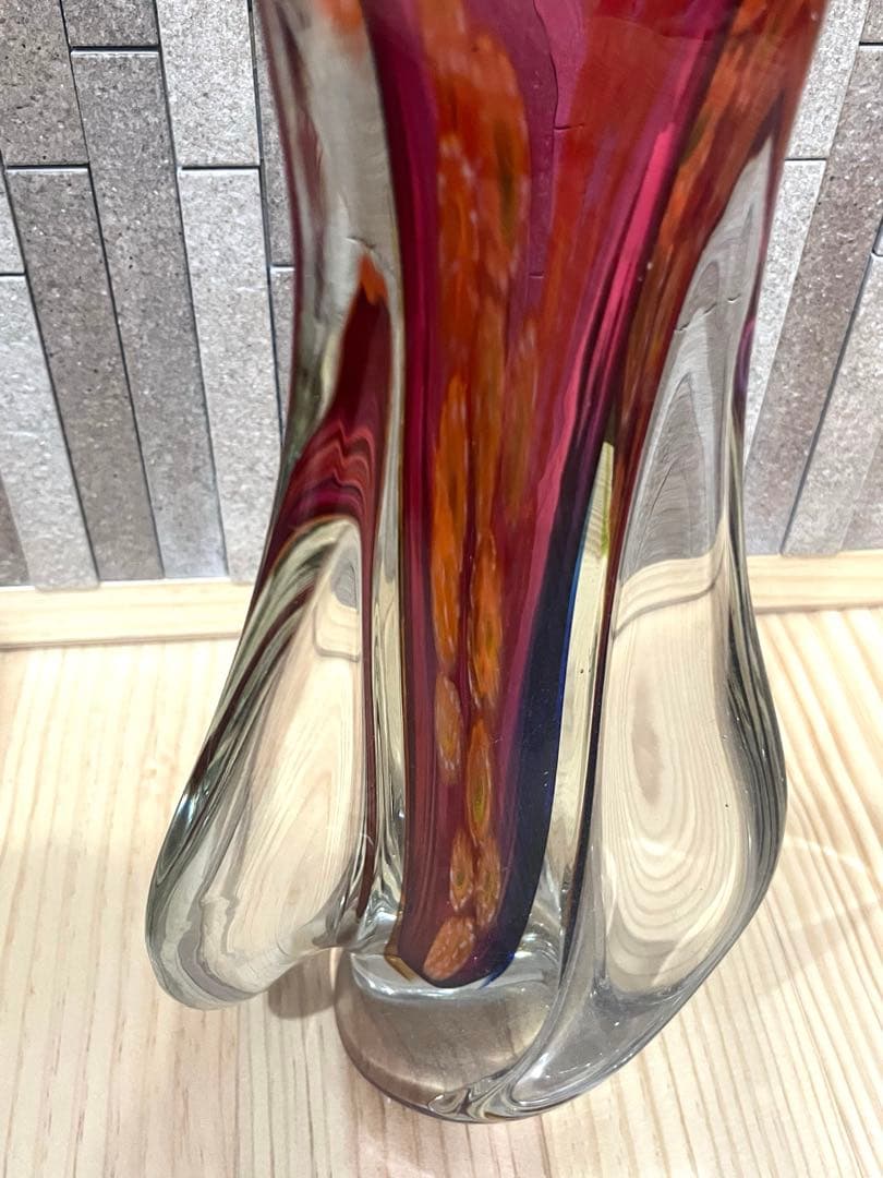 流線型　ガラス花瓶