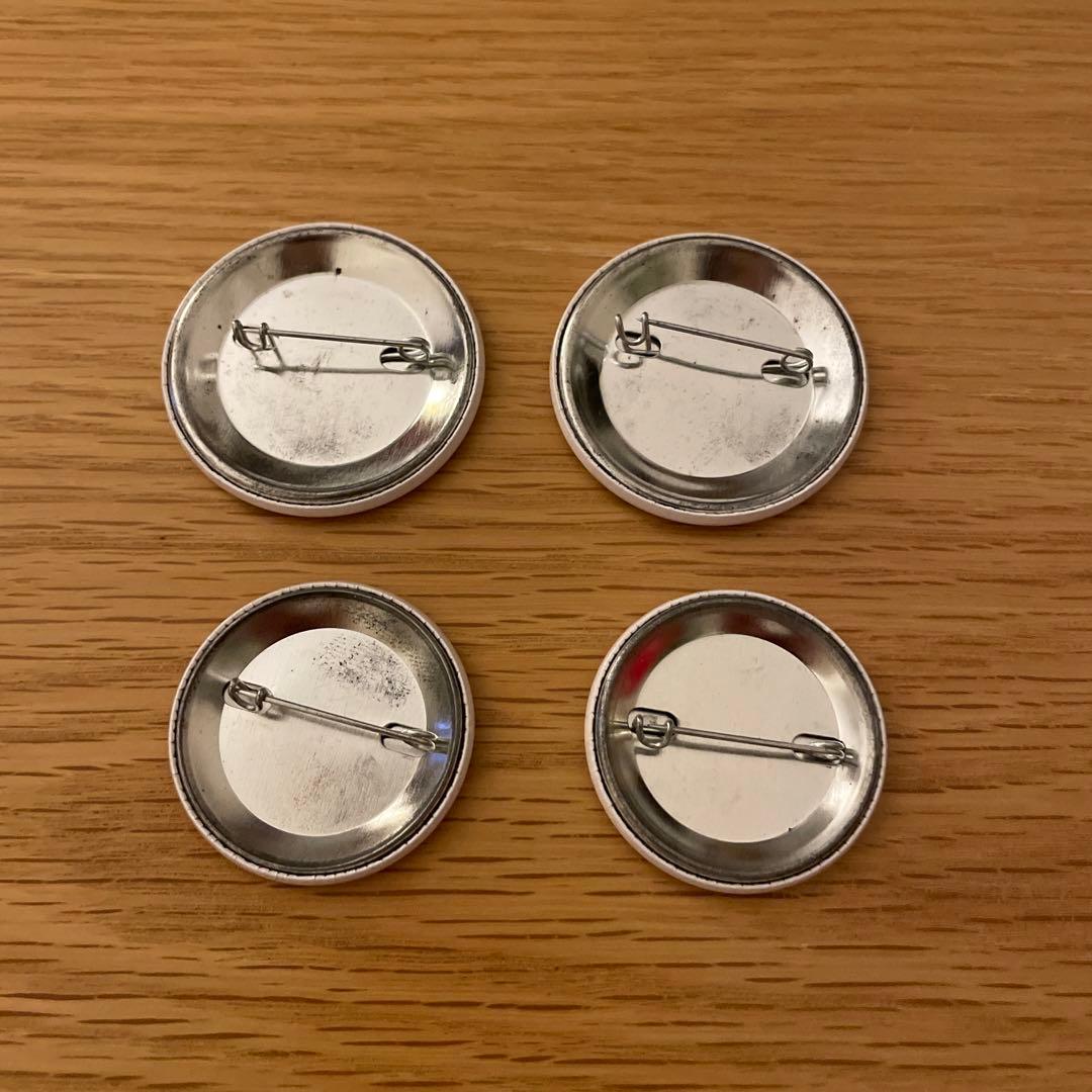 希少　CHROME HEARTS x MATTY BOY 缶バッジ 4個セット