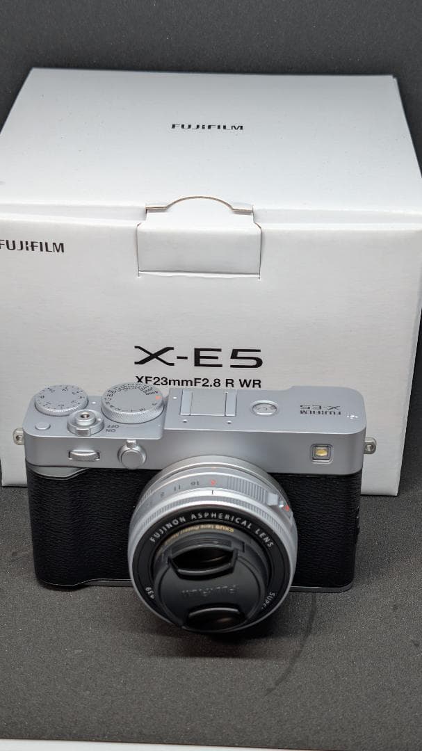 X-E5 XF23mm F2.8 R WRレンズキット シルバー アクセサリ付き