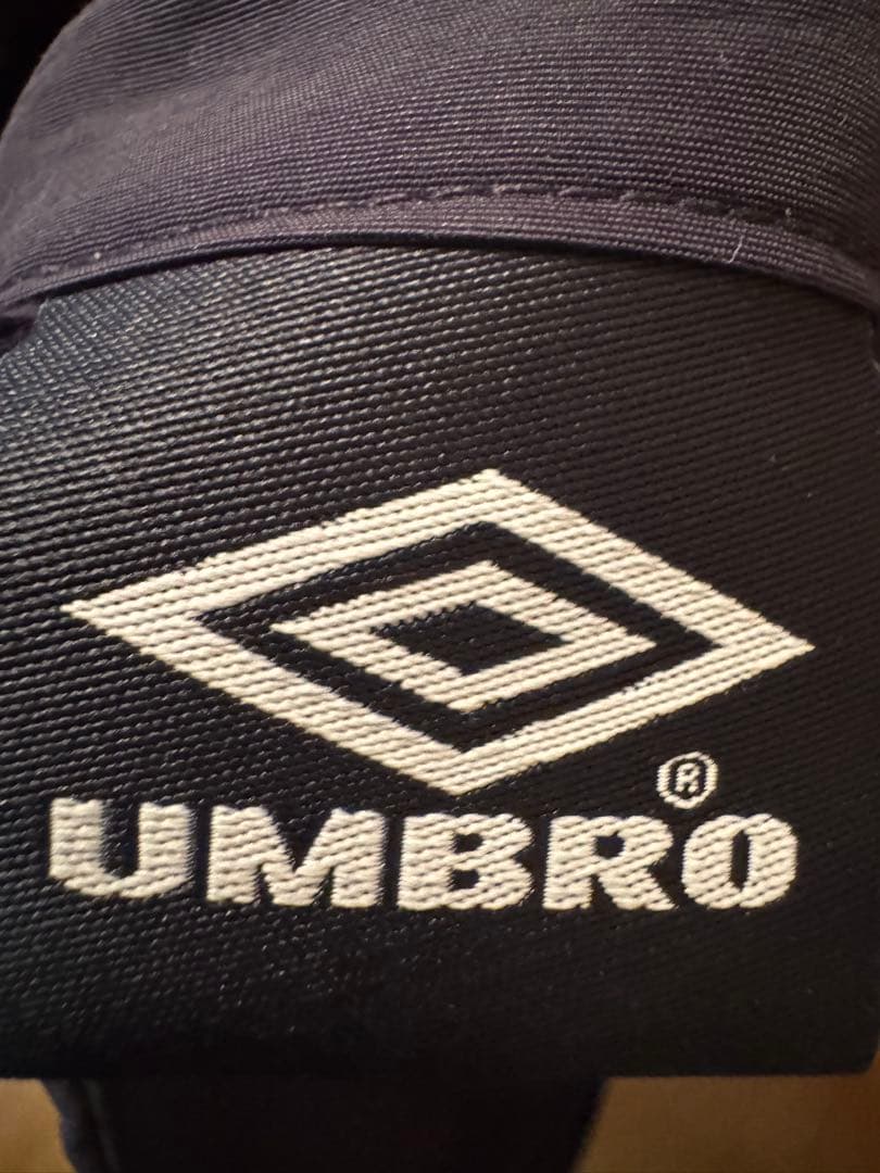 UMBRO×9090ナイロンジャケット ネイビー/ベージュ