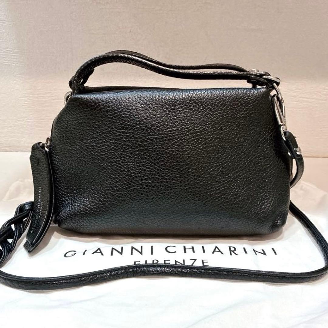 【美品】GIANNI CHIARINI アリファ S ショルダーバッグ　黒