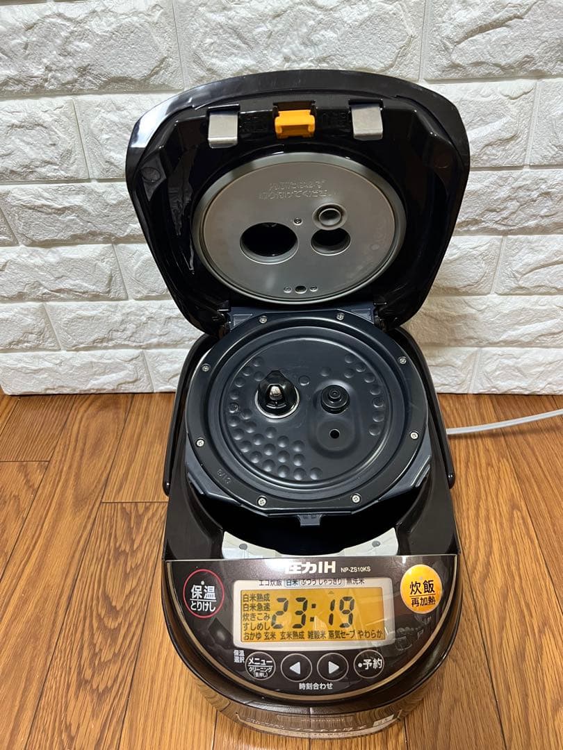 ZOJIRUSHI　NP-ZS10KS プラチナ厚釜圧力IHジャー5.5合