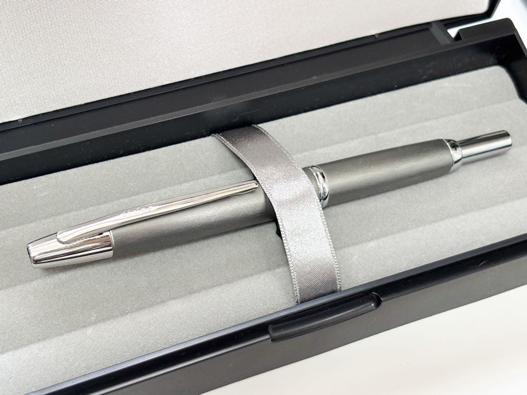 PILOT　キャップレスデシモ　20カラーズ　グレー 万年筆　限定