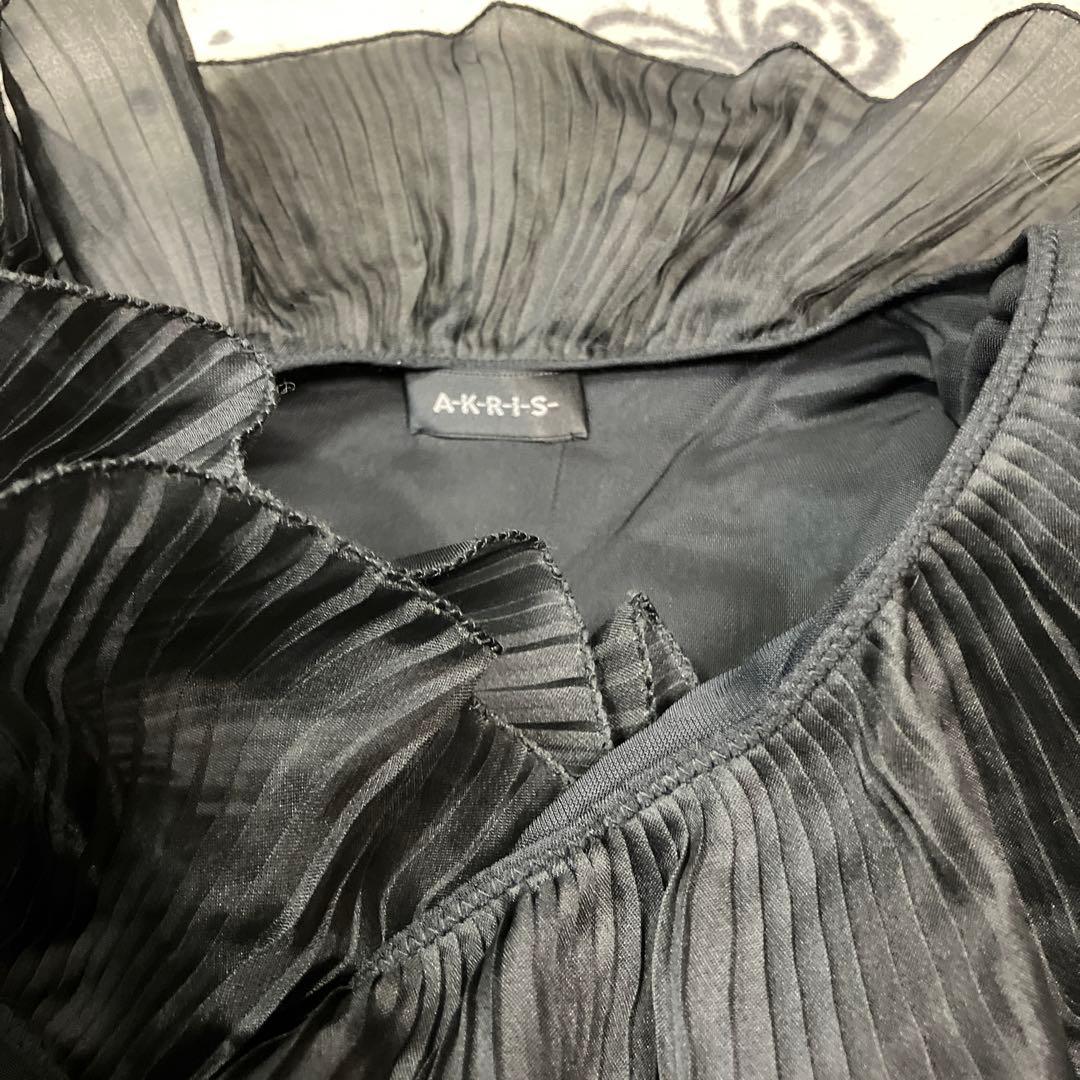 A-K-R-I-S- フリルケープ