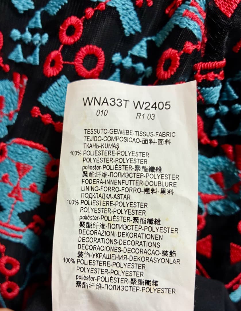 【値下げ】EMPORIO ARMANI 柄刺繍 七分袖Aラインワンピース