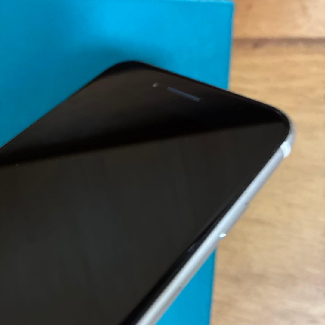 iPhone SE ホワイト　128GB