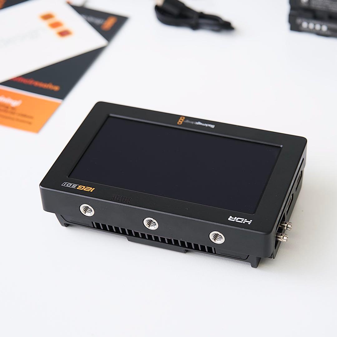 Blackmagic Video Assist 5\" 12G HDR 本体