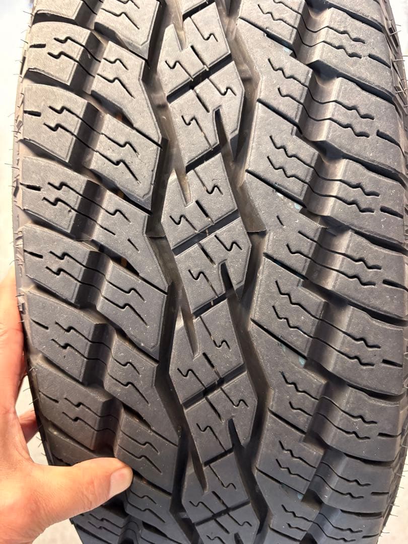 アウトランダーPHEV 4本セット