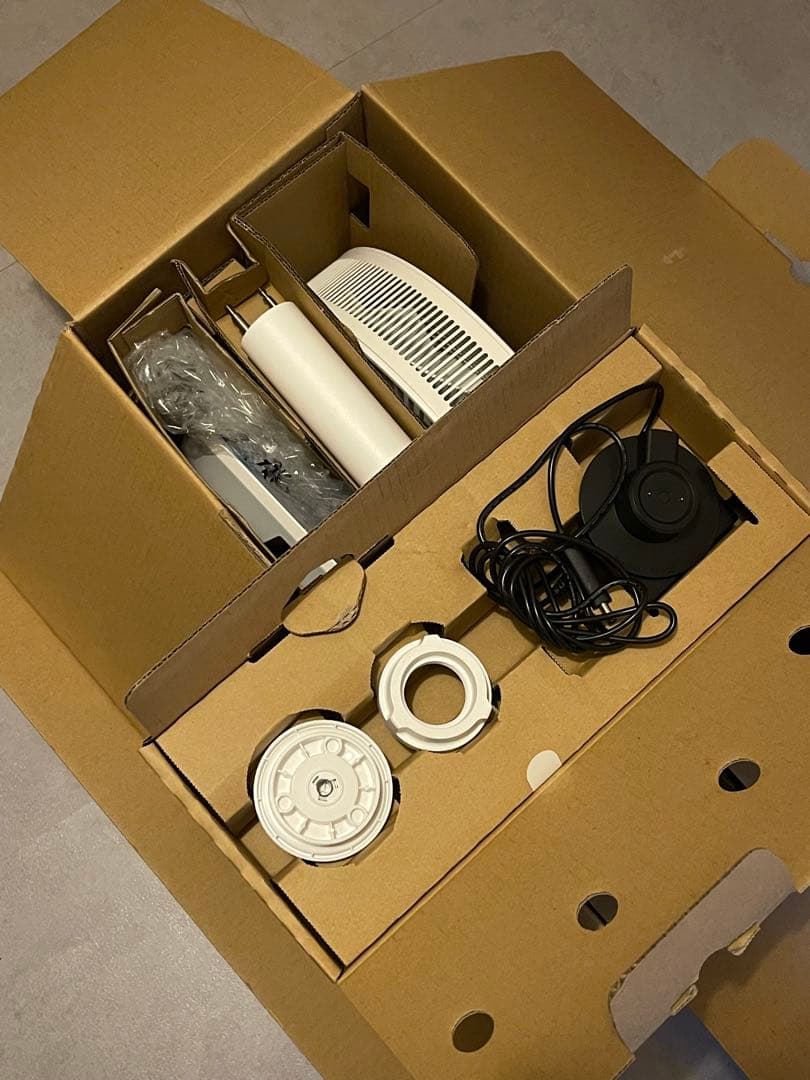 別売りバッテリー付き バルミューダ GreenFan・Battery&Dock