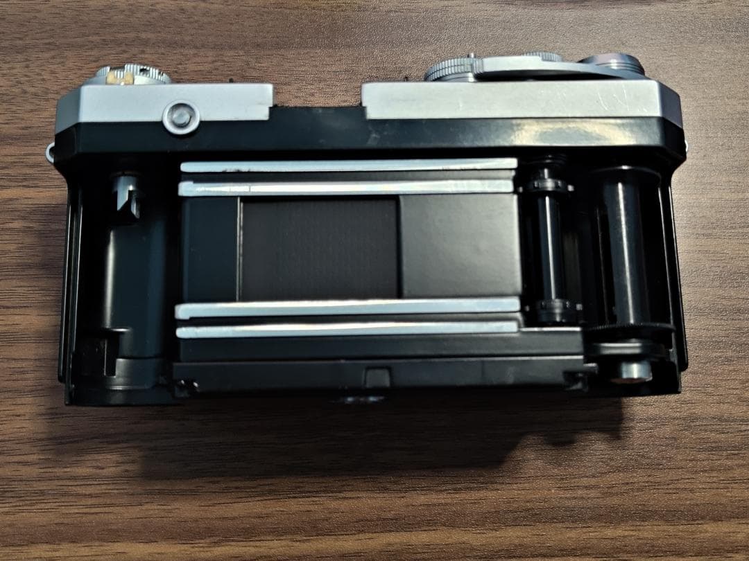 Nikon F 一眼レフカメラ 35mmフィルム