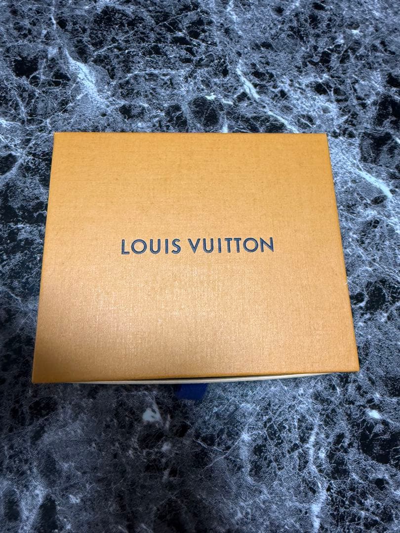 LOUIS VUITTON キーリング シルバー/ブラック
