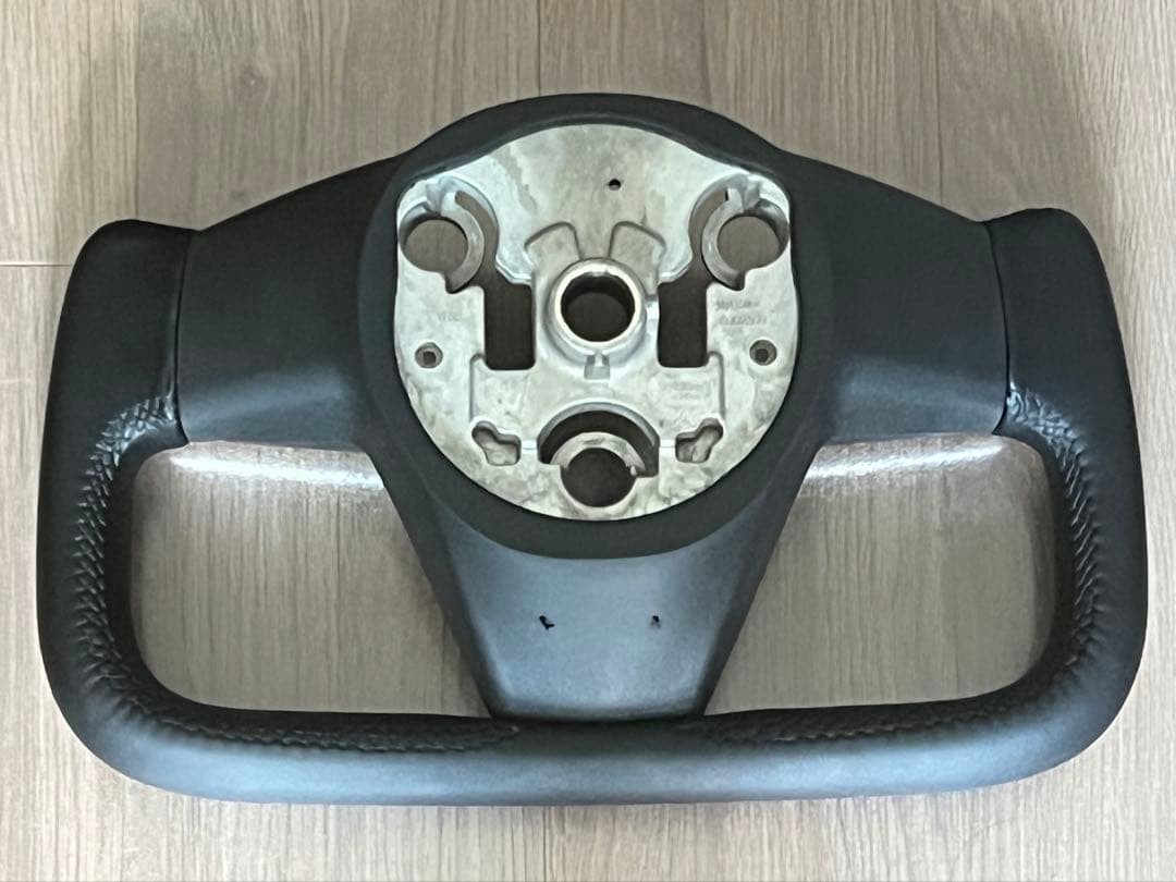 【トッシー】Tesla テスラ Model Y用 ヨークハンドル