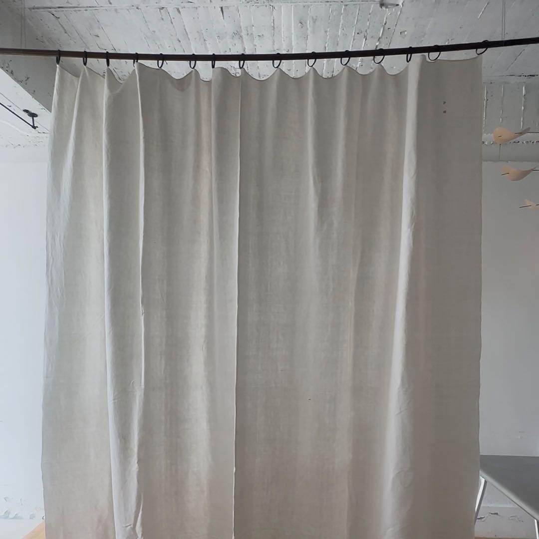 超大判アンティークリネンで仕立てたずっしり重い素敵なカーテン