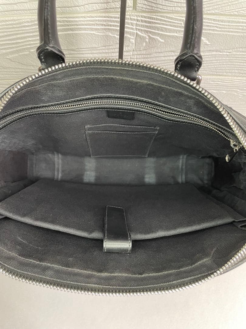 Gucci GGスプリームキャンバス　ビジネスバッグ　ブリーフケース　グッチ