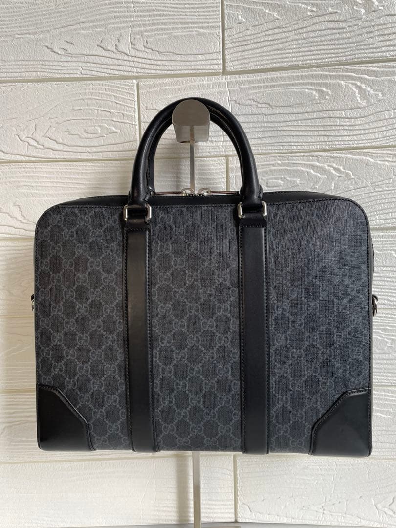 Gucci GGスプリームキャンバス　ビジネスバッグ　ブリーフケース　グッチ
