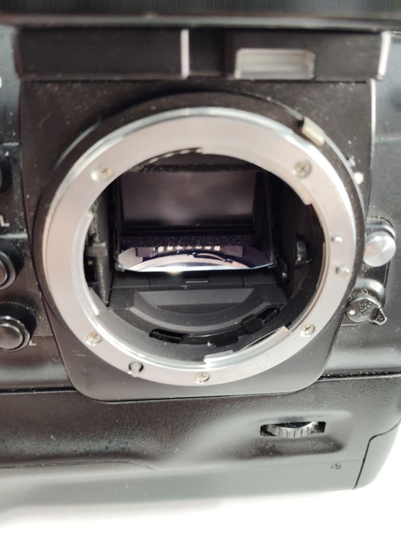 Nikon F4 一眼レフカメラ 35-70mmレンズ付き ニコン 撮影機器