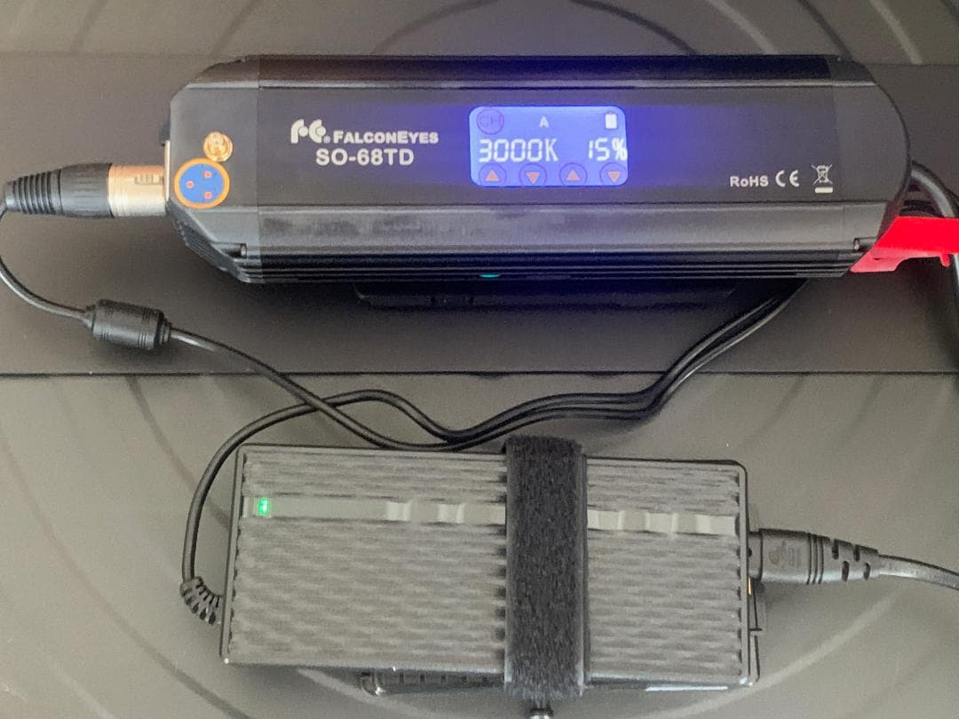 【美品】FalconEyes SO-68TD 2色 68W 超薄型LEDライト