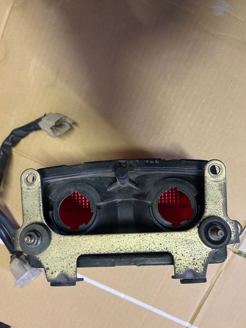 xjr400テールランプセット　4hm 早い者勝ち