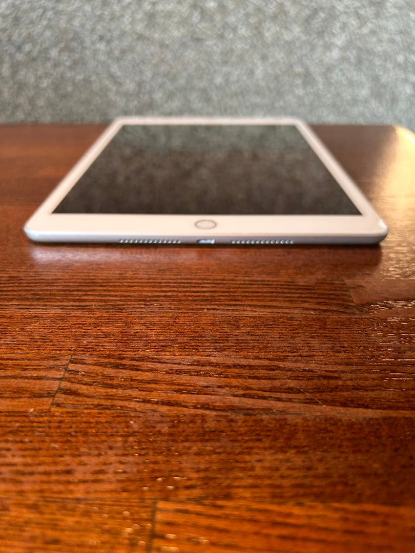 【美品】iPad8 第8世代 32GB