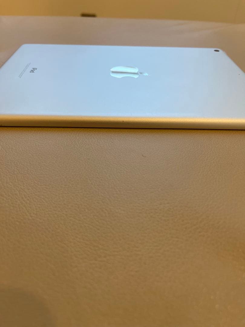 iPad本体　第6世代　32GB Wi-Fiモデル