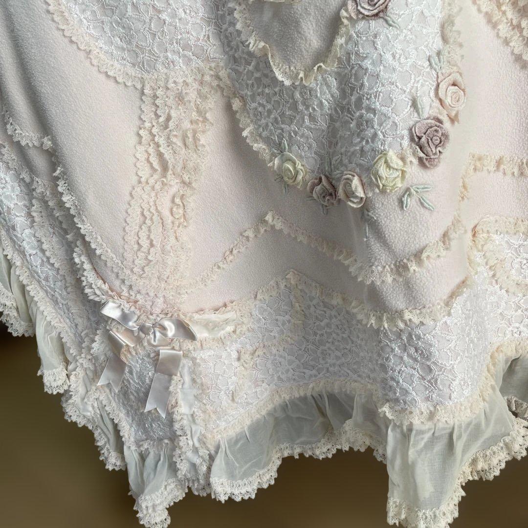 さえらヒスクローネブランケット