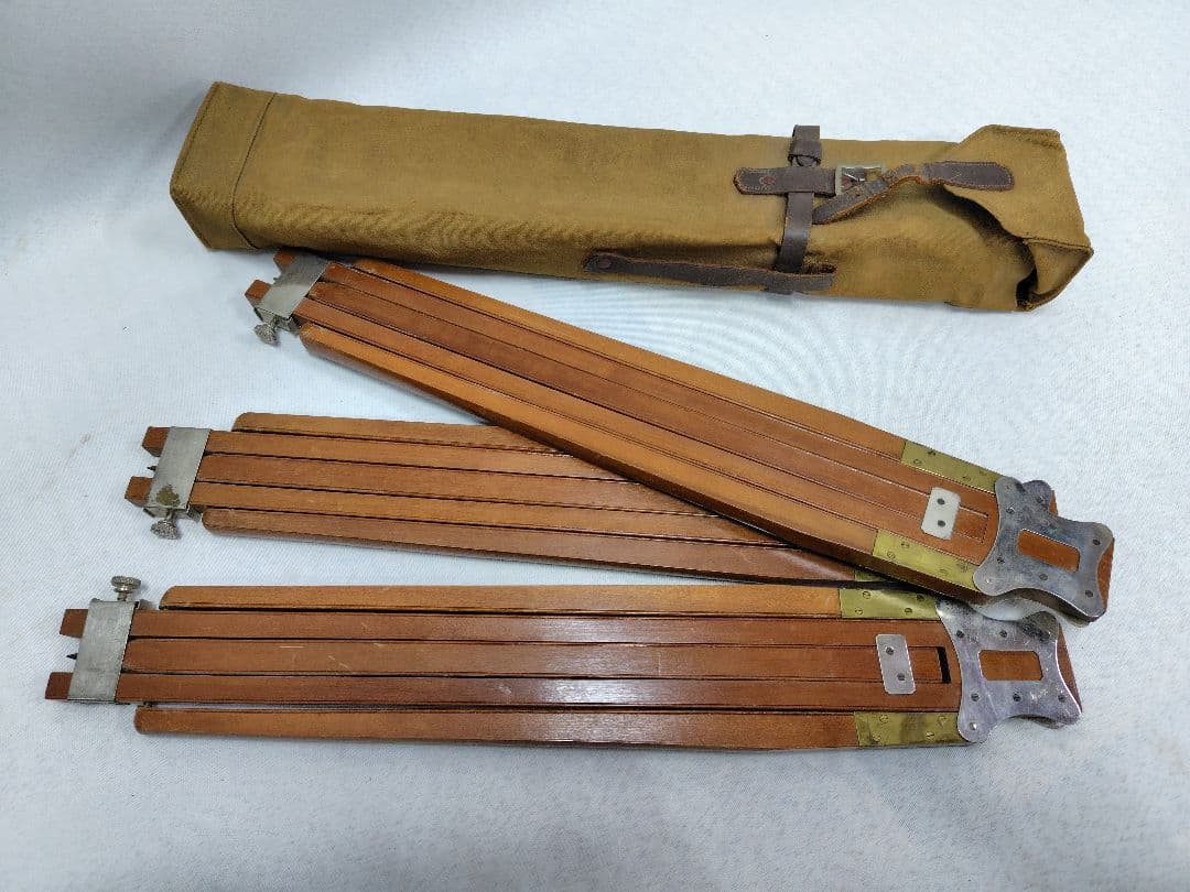 木製蛇腹カメラ　レンズ・三脚付き　アンティーク