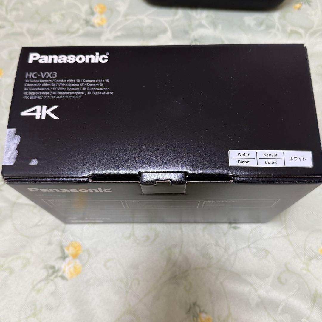 ほぼ新品 Panasonic HC-VX3（ホワイト）高品質アクセサリー一式