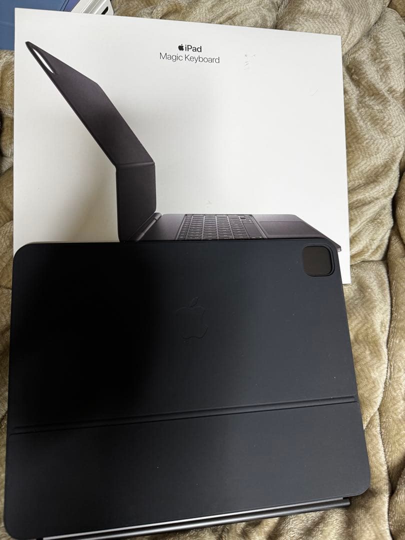 iPad Pro 13 M4 256gb wifi と純正キーボード、ペンシル