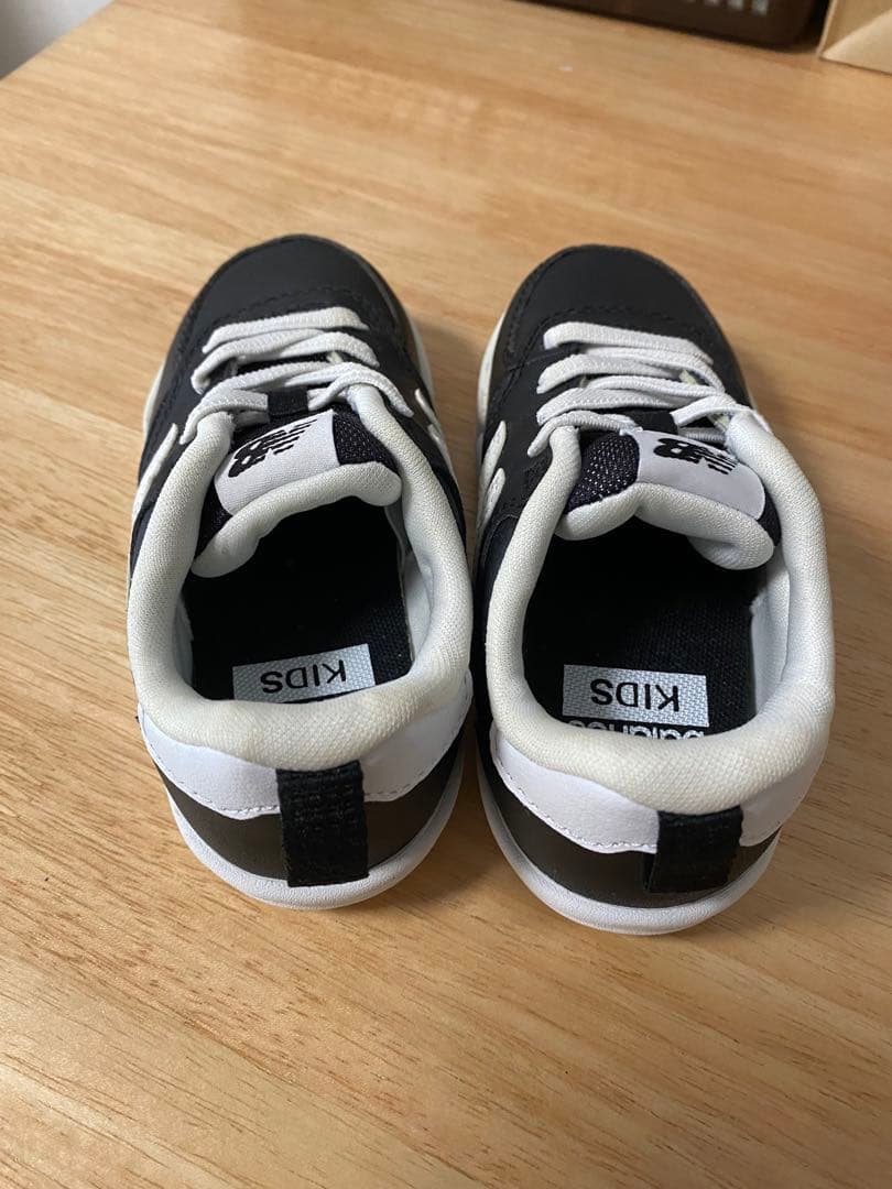 Yuさま専用★新品未使用 16cm ニューバランス 2足セット