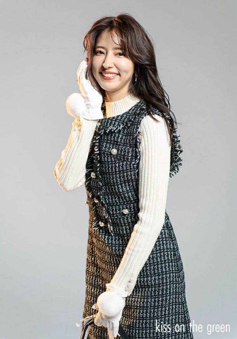 新品未使用　KISS ON THE GREEN パールボタンツイード調ワンピース