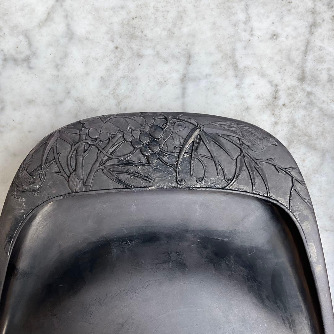 彫刻模様の硯、中国端硯、唐木ケース