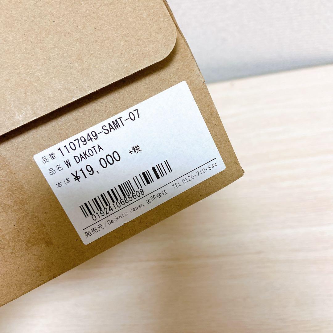 新品未使用　UGG ダコタ　モカシン　DAKOTA 美品　24cm