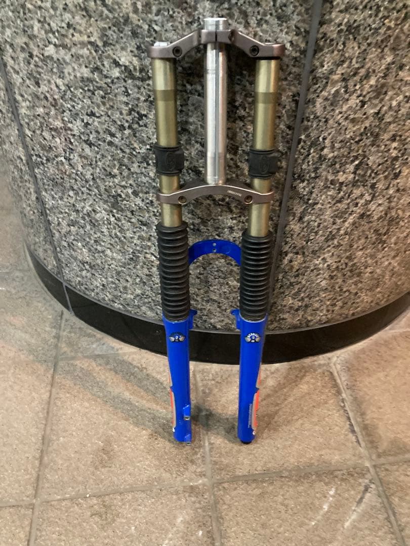 Manitou X-VERT サスペンションフォーク ダウンヒル