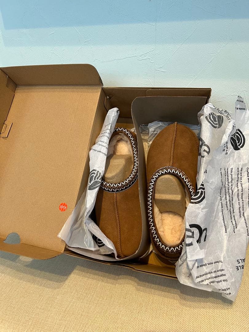 国内正規品　UGG TAZZ タズ アグ タスマン