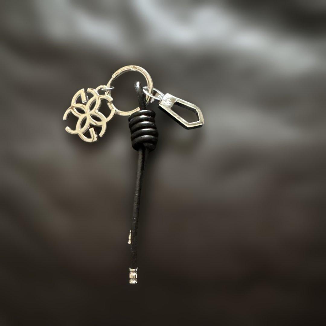 ゴールデンコンセプト キーホルダーBOX付 新品未使用 黒