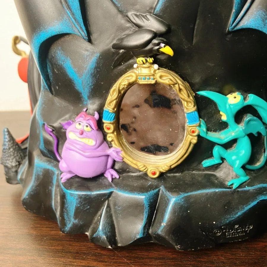 ディズニー⭐︎ヴィランズ スノードーム オルゴール付♪