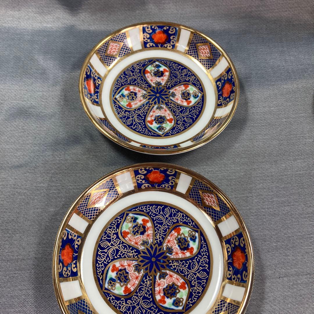 ロイヤル伊万里　小皿　間取　草花　ゴールド　伊万里焼