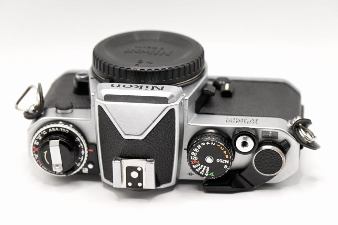 【整備済】Nikon FE2 + Voigtländer 58mm F1.4