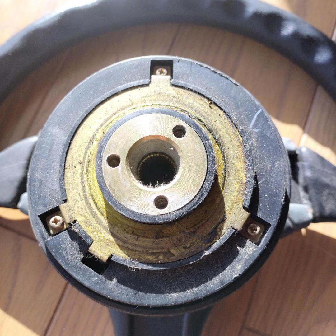 MOMOステアリング　三菱