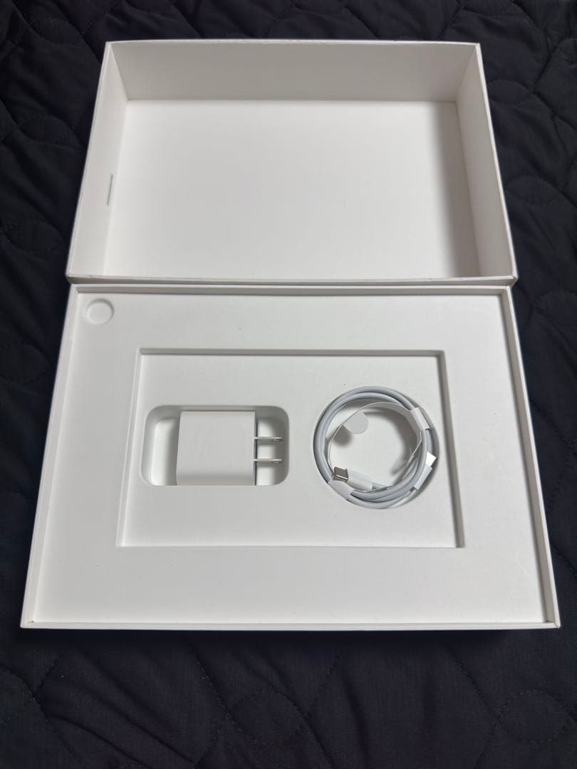 q*様 iPad Air（第五世代） Wi-Fi + Cellularモデル 6