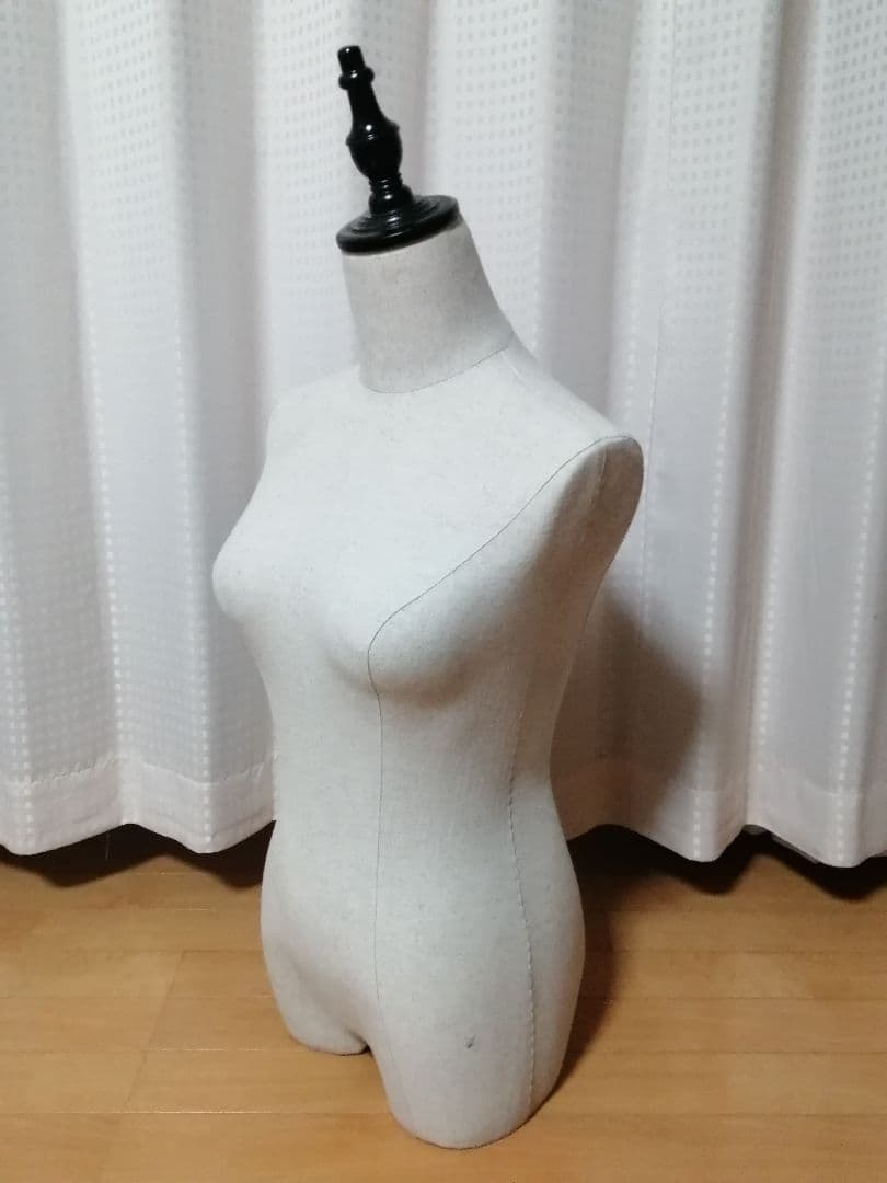 トルソー マネキン ボディ レディース 上半身用 店舗 展示用 ディスプレイ