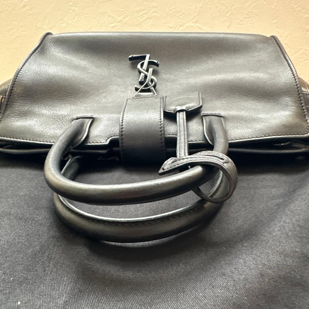 サンローラン ダウンタウンカバス YSLバッグ（スモール／ブラック）