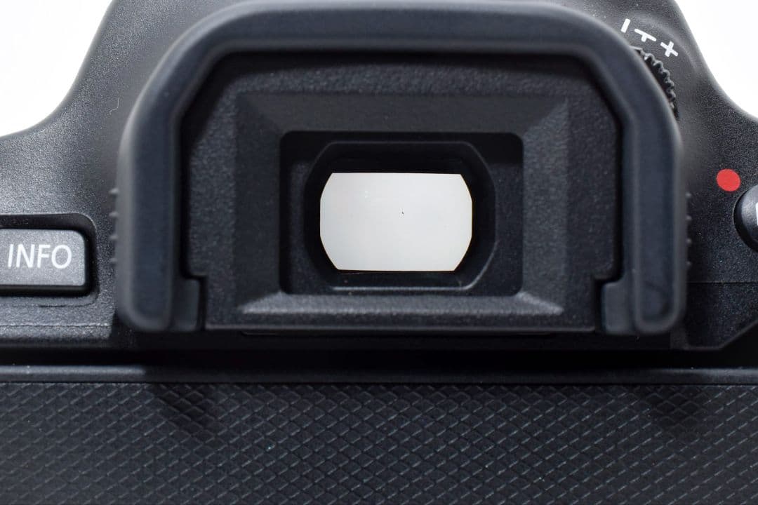 4K動画も✨Canon EOS KissX10✨高性能STM 標準レンズセット