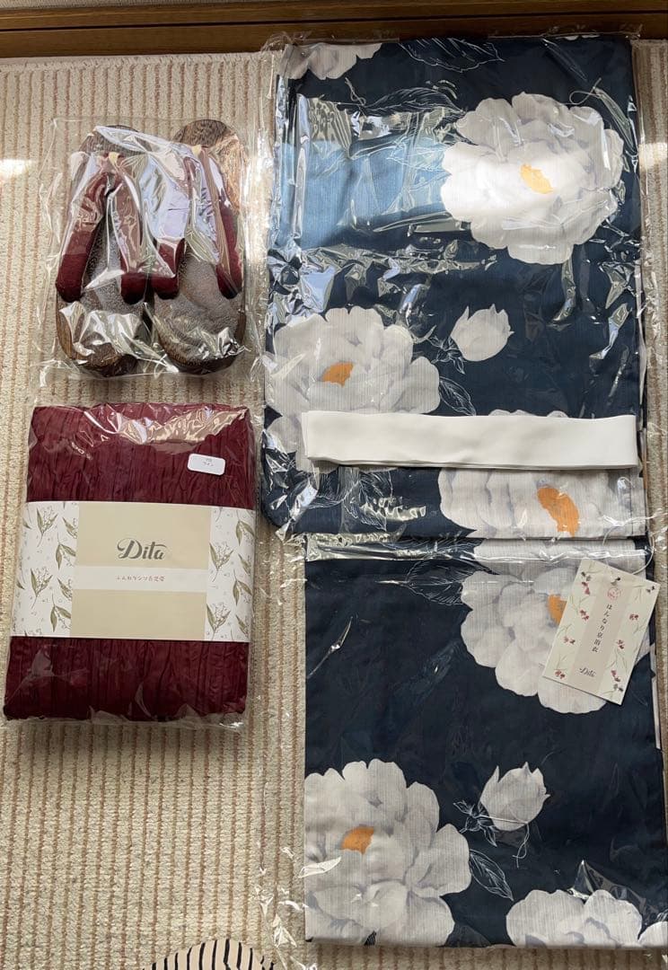 Dita 涼風の藍紺牡丹　レディース浴衣　しわ兵児帯　下駄　腰ひも　セット