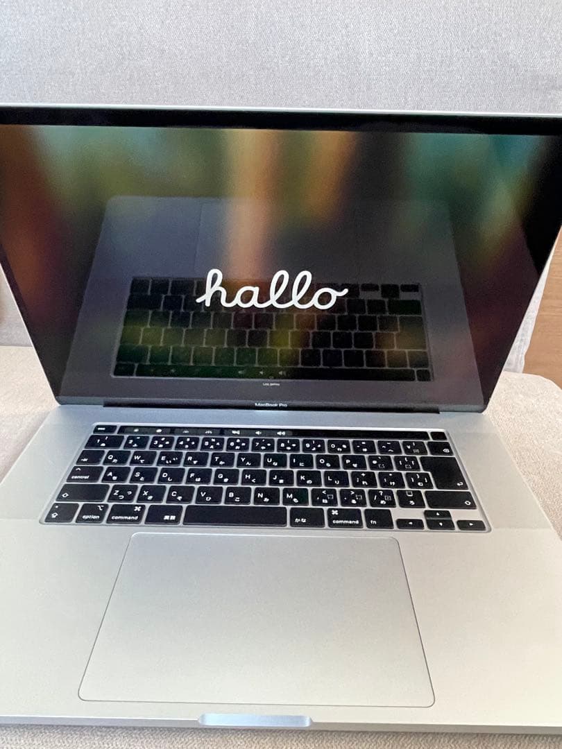 Apple MacBook Pro 2019 16インチ i7