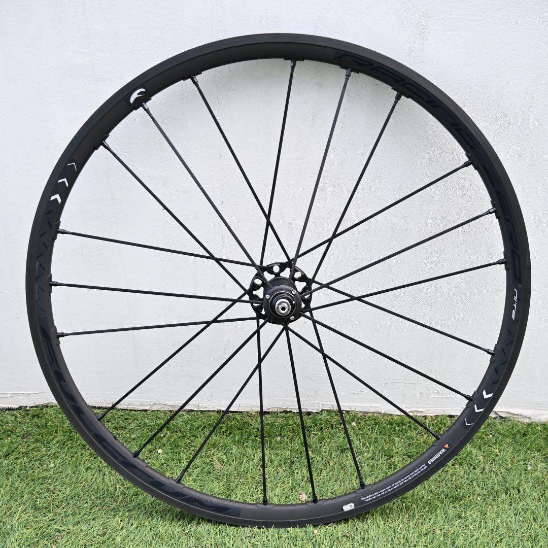 フルクラム レーシングゼロ ナイト 17C